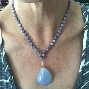 Tanzanite quartz /chalcedony necklace 17.5 inches long